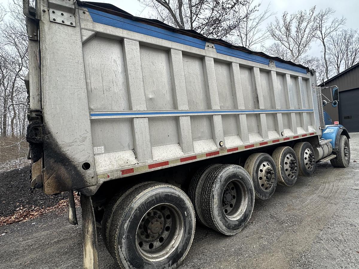 Used 2002 KENWORTH T800