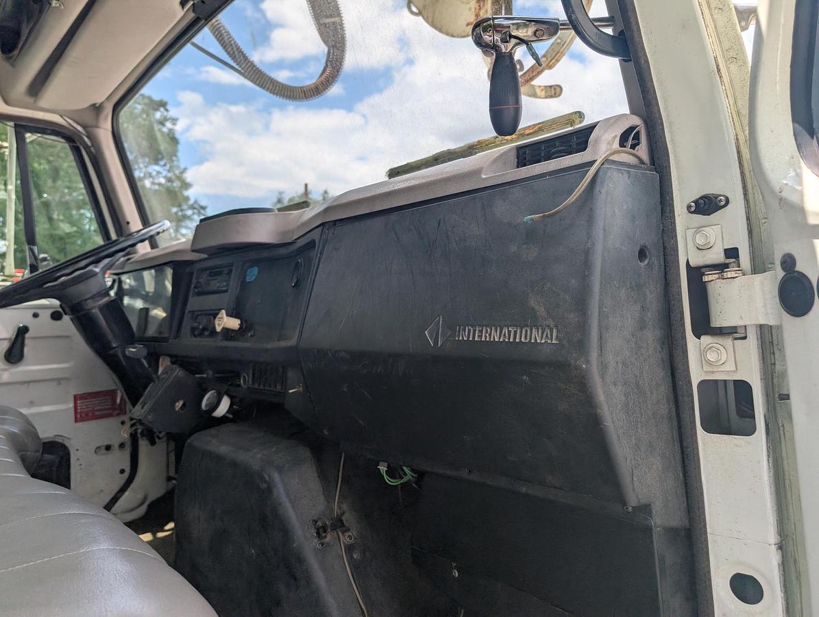 Used 1996 INTERNATIONAL 4800