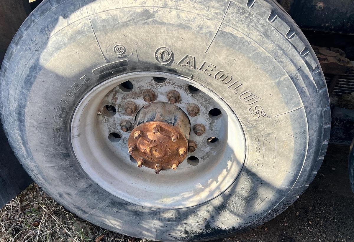 Used 2007 STERLING L7500 Water Truck