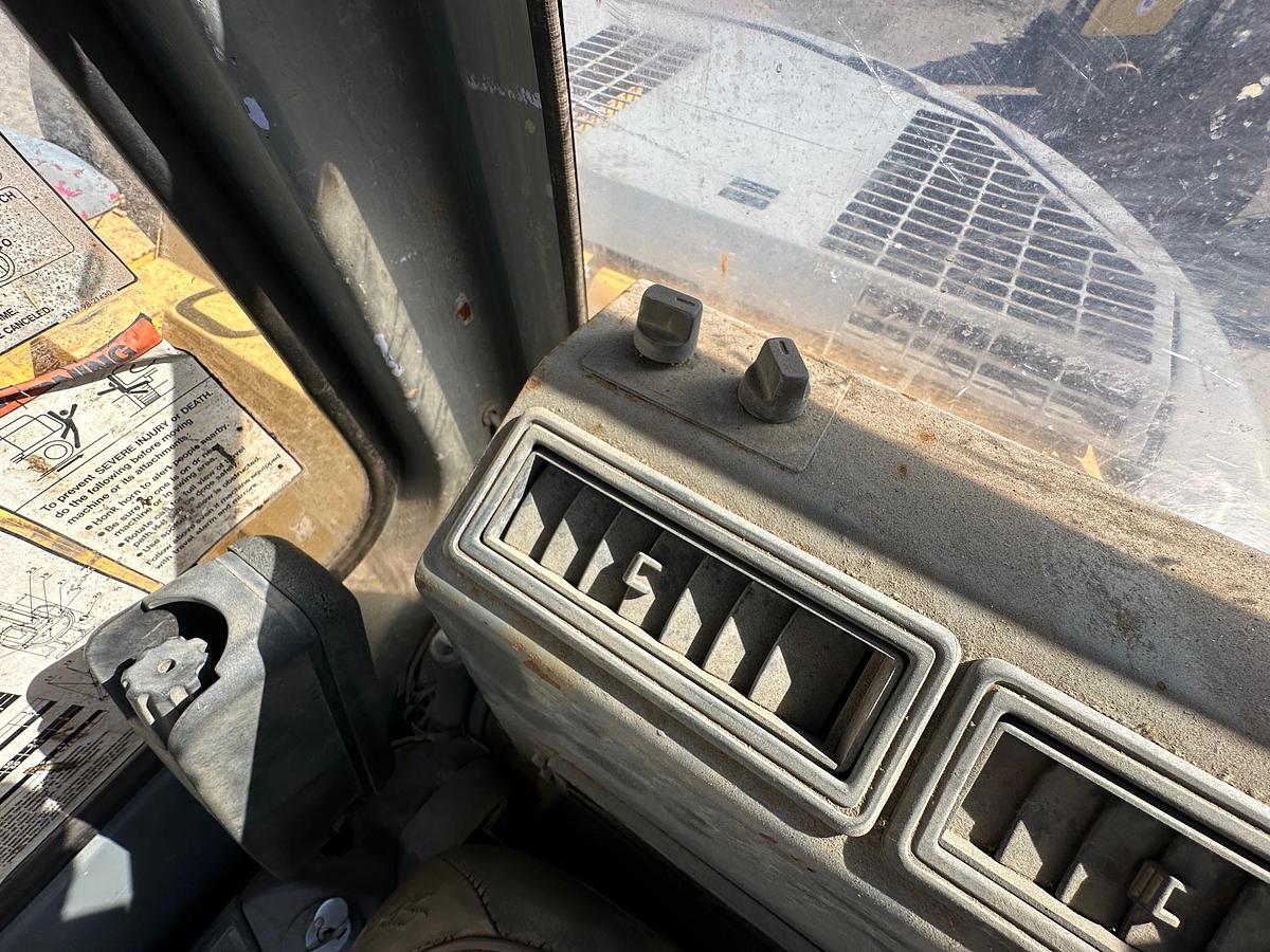 Used 1996 KOMATSU PC128UU-1