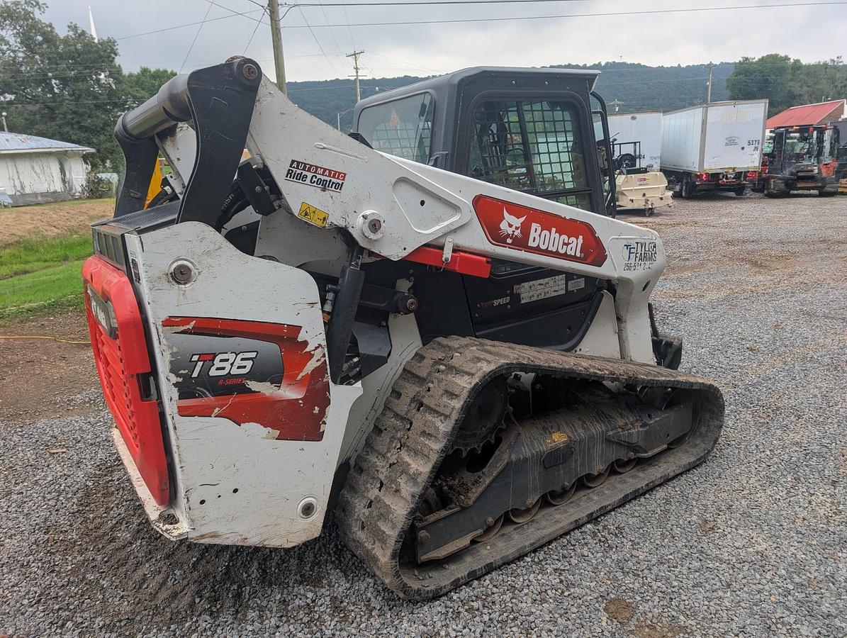 Used 2023 BOBCAT T86