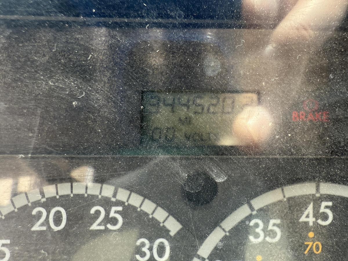 Used 2005 STERLING LT9500