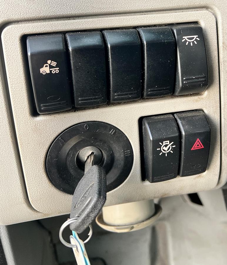 Used 2021 PETERBILT 579