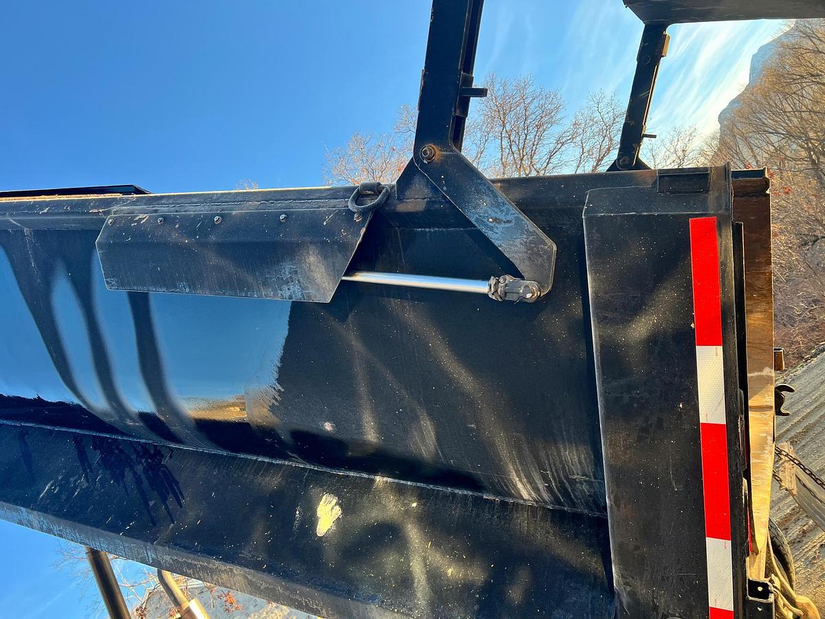 Used 2019 WESTERN STAR W4900