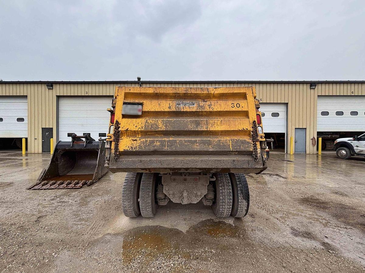 Used 1995 MACK CL713