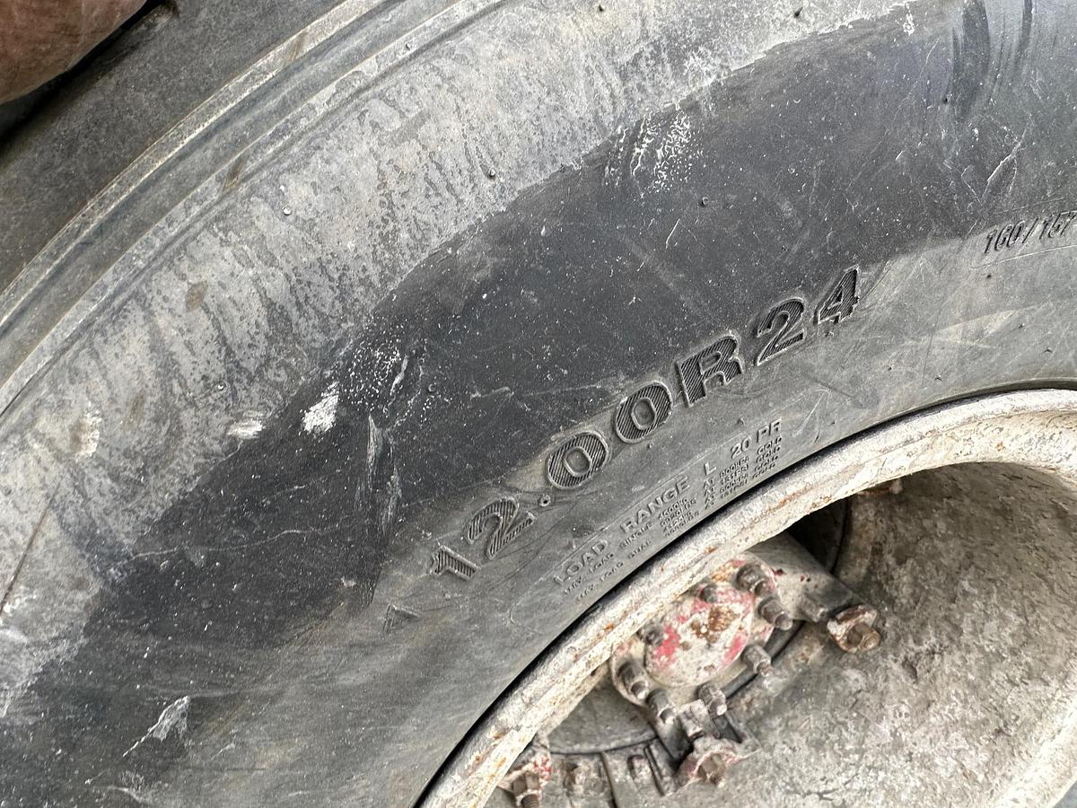 Used 2005 WESTERN STAR Rear Mixer