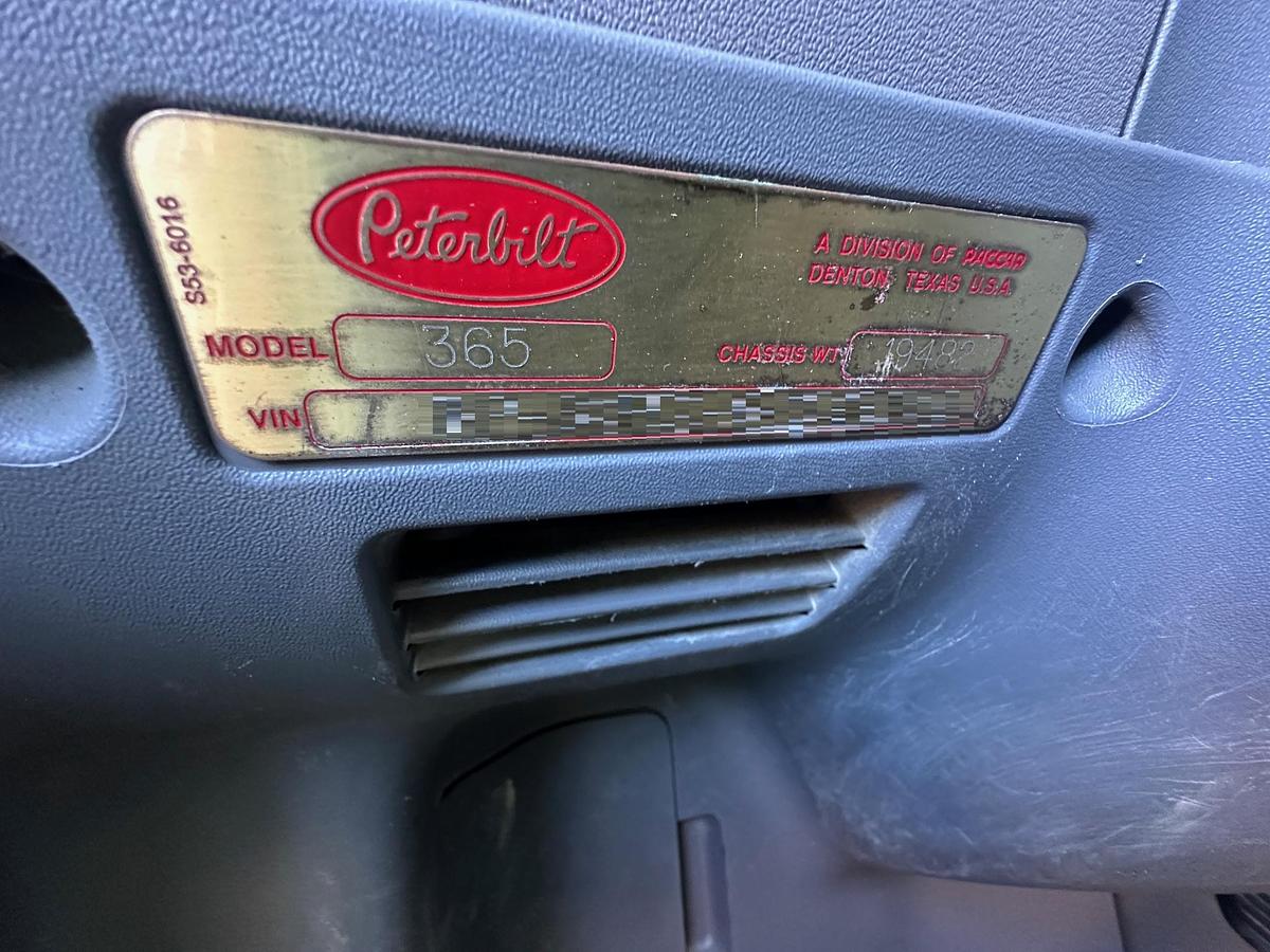 Used 2016 PETERBILT 365