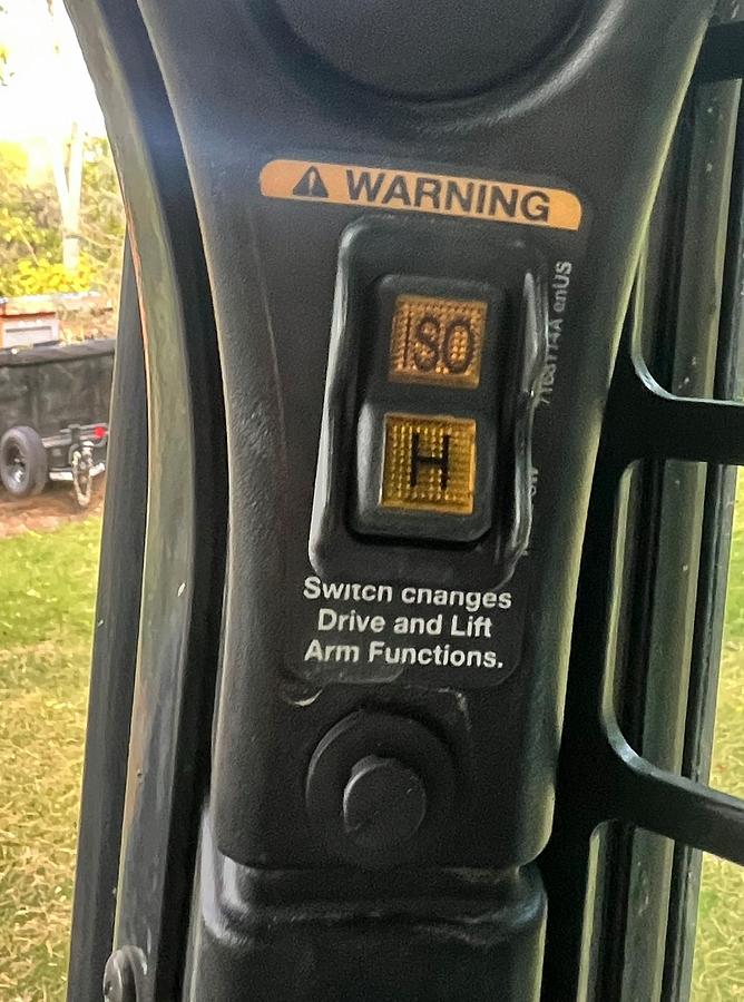 Used 2015 BOBCAT s570