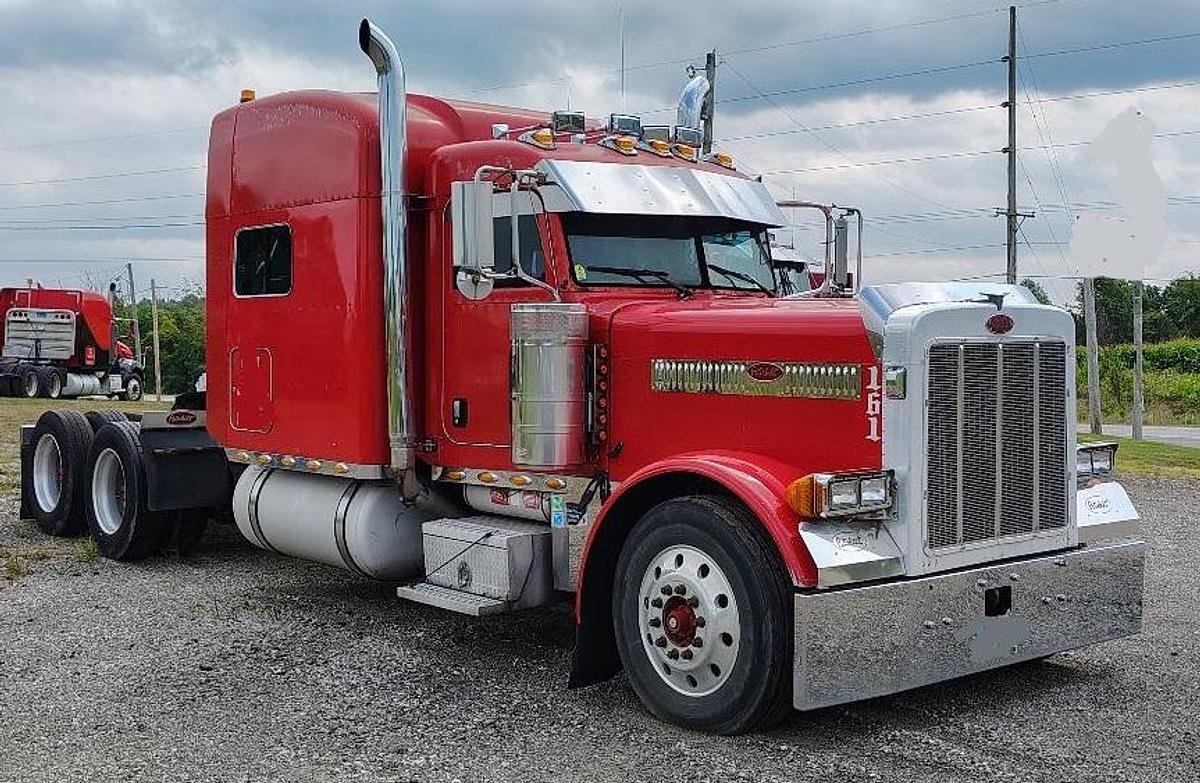 Used 2005 PETERBILT 379