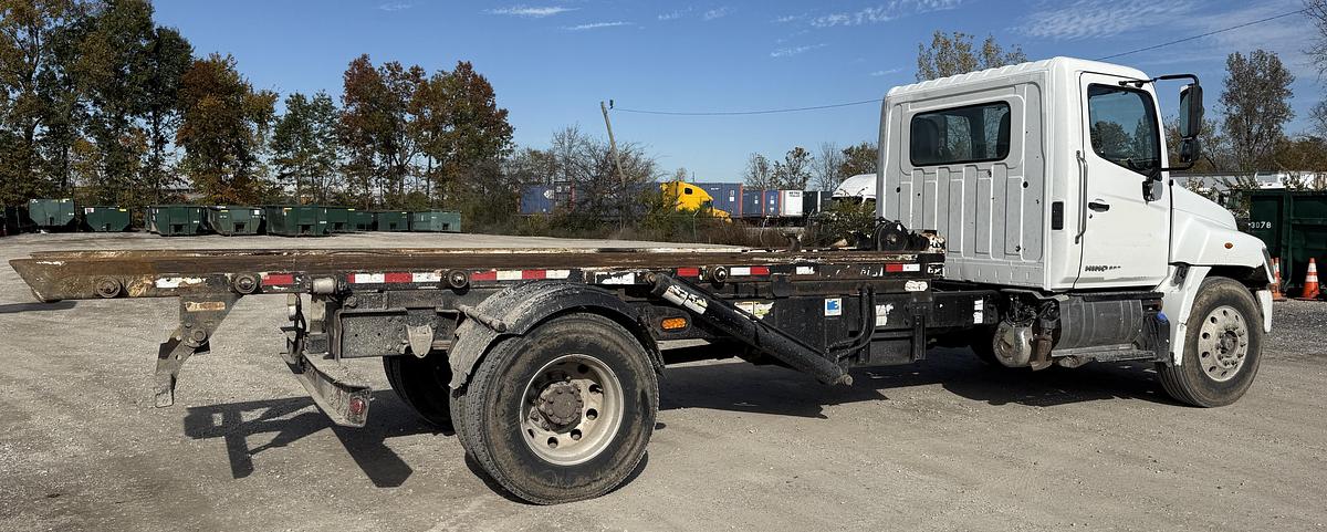 Used 2019 HINO 338