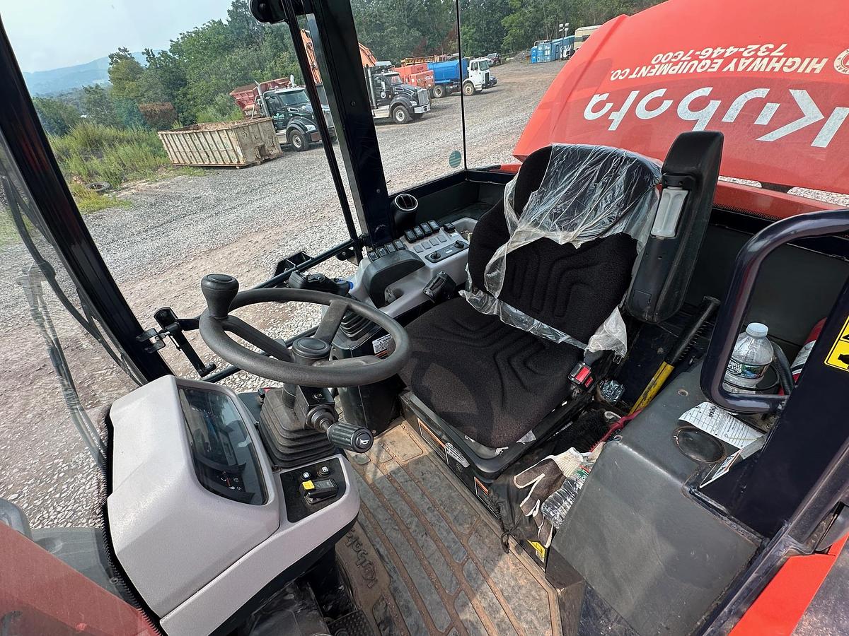 Used 2023 KUBOTA R640