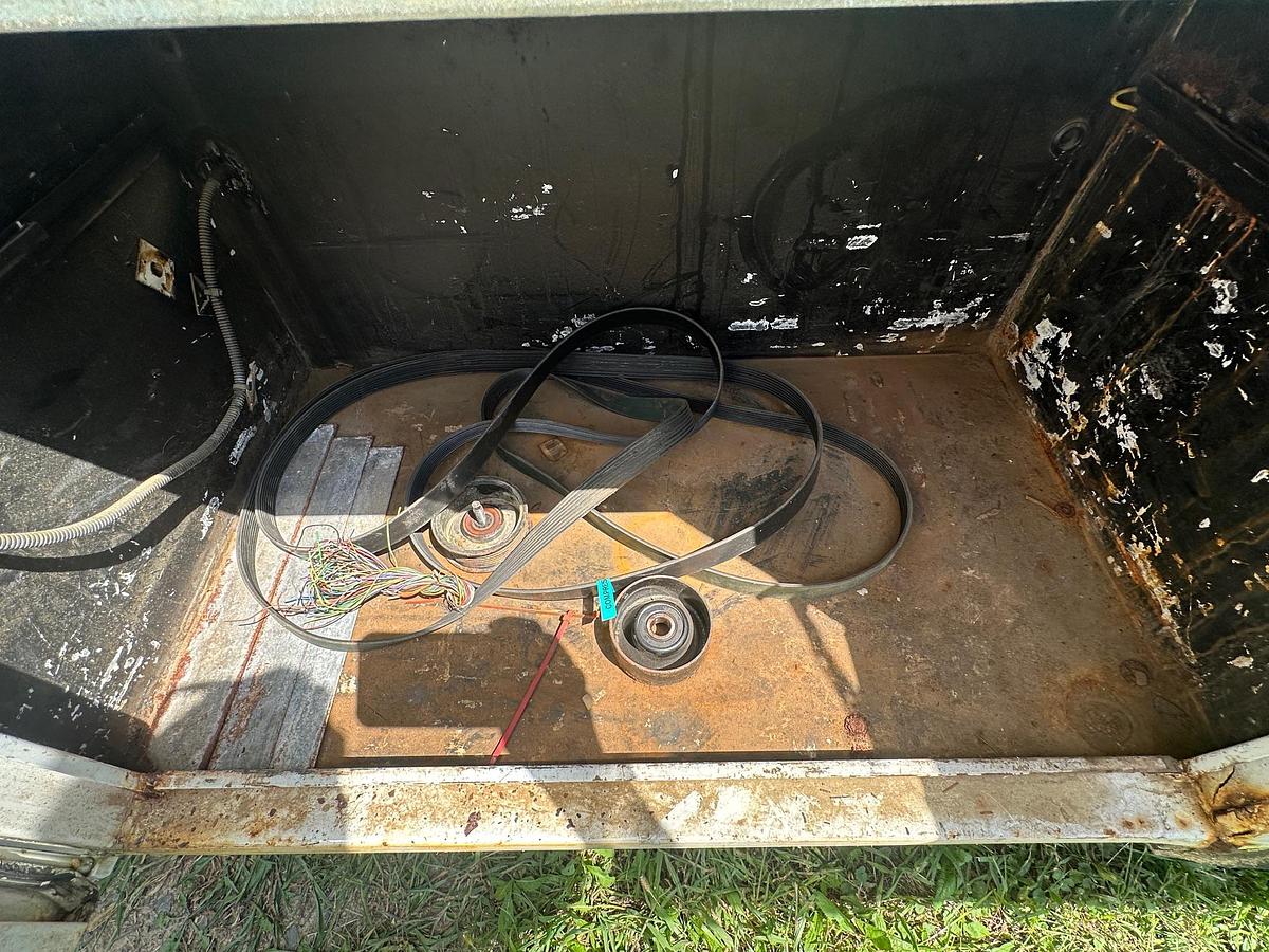 Used 2006 FORD F450 Service Truck