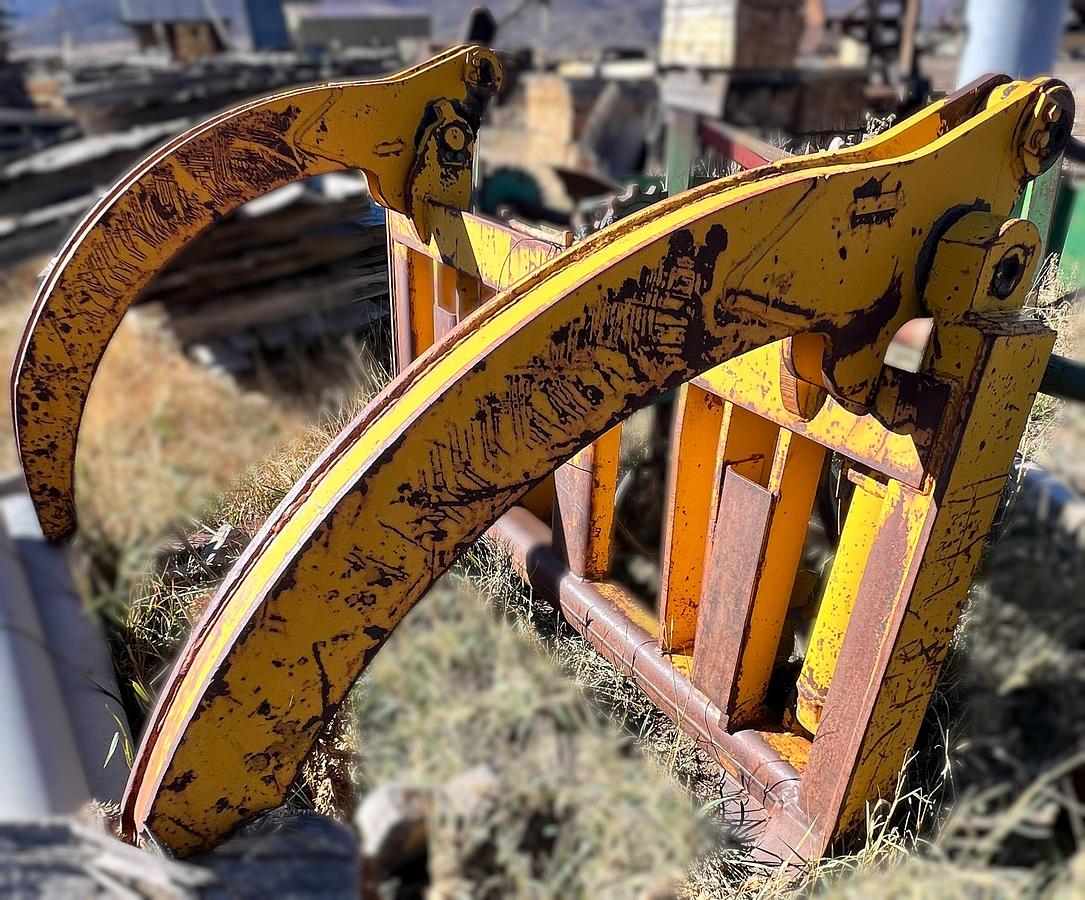 Used 1984 CATERPILLAR D4E