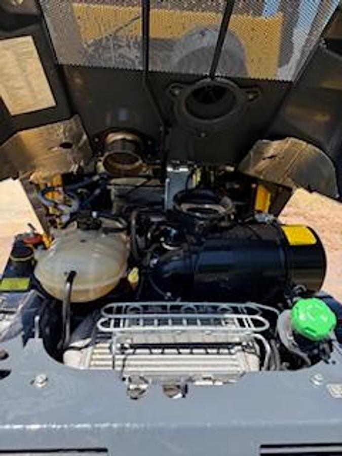 Used 2023 JOHN DEERE 333G