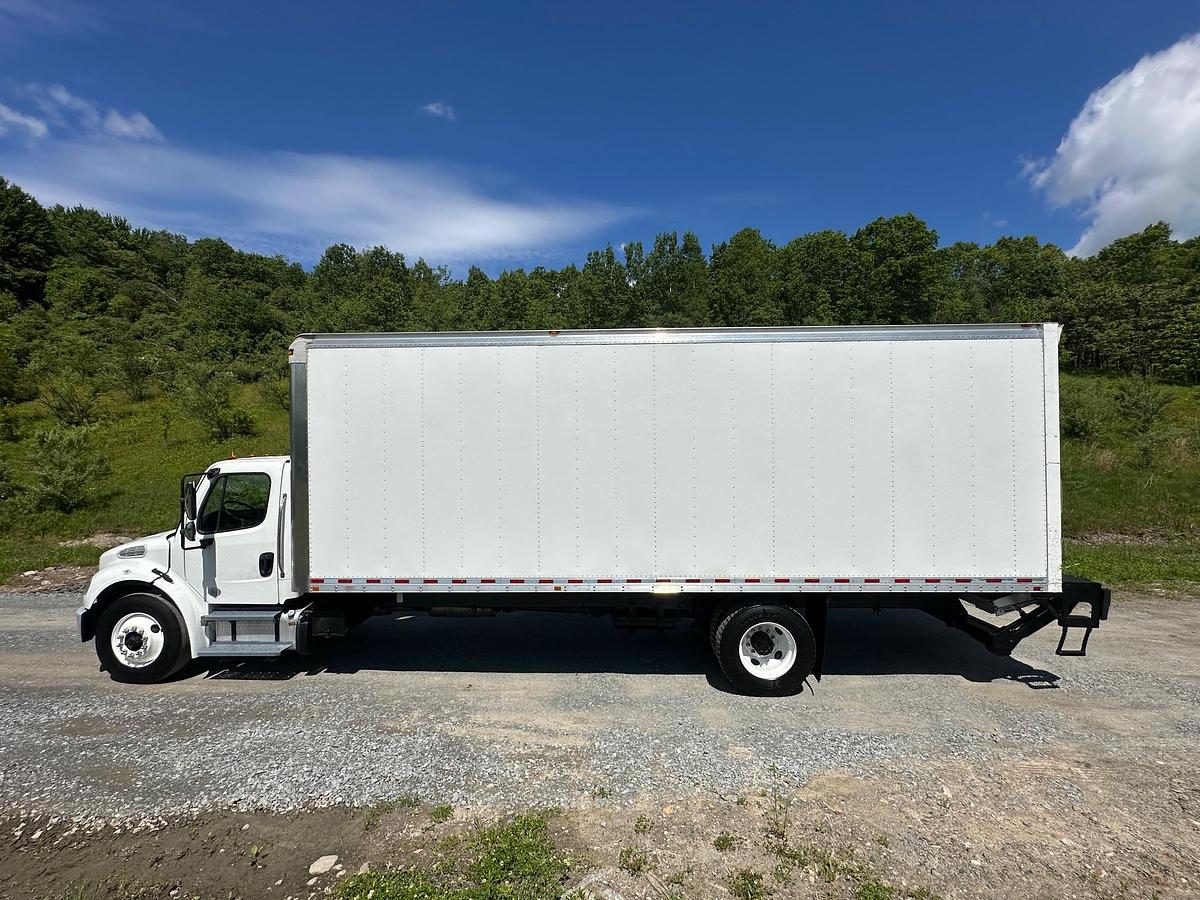 Used 2016 FREIGHTLINER Business Class M2