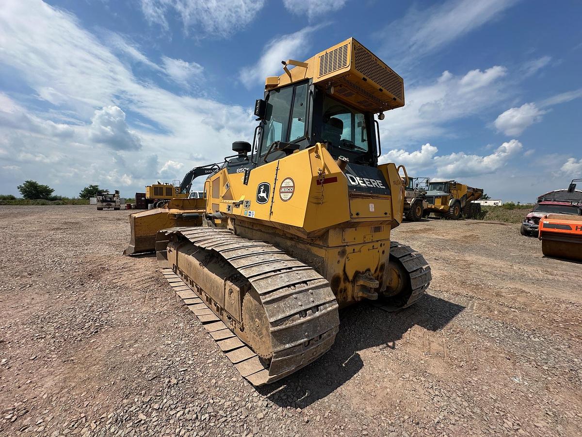 Used 2018 DEERE 850K WLT