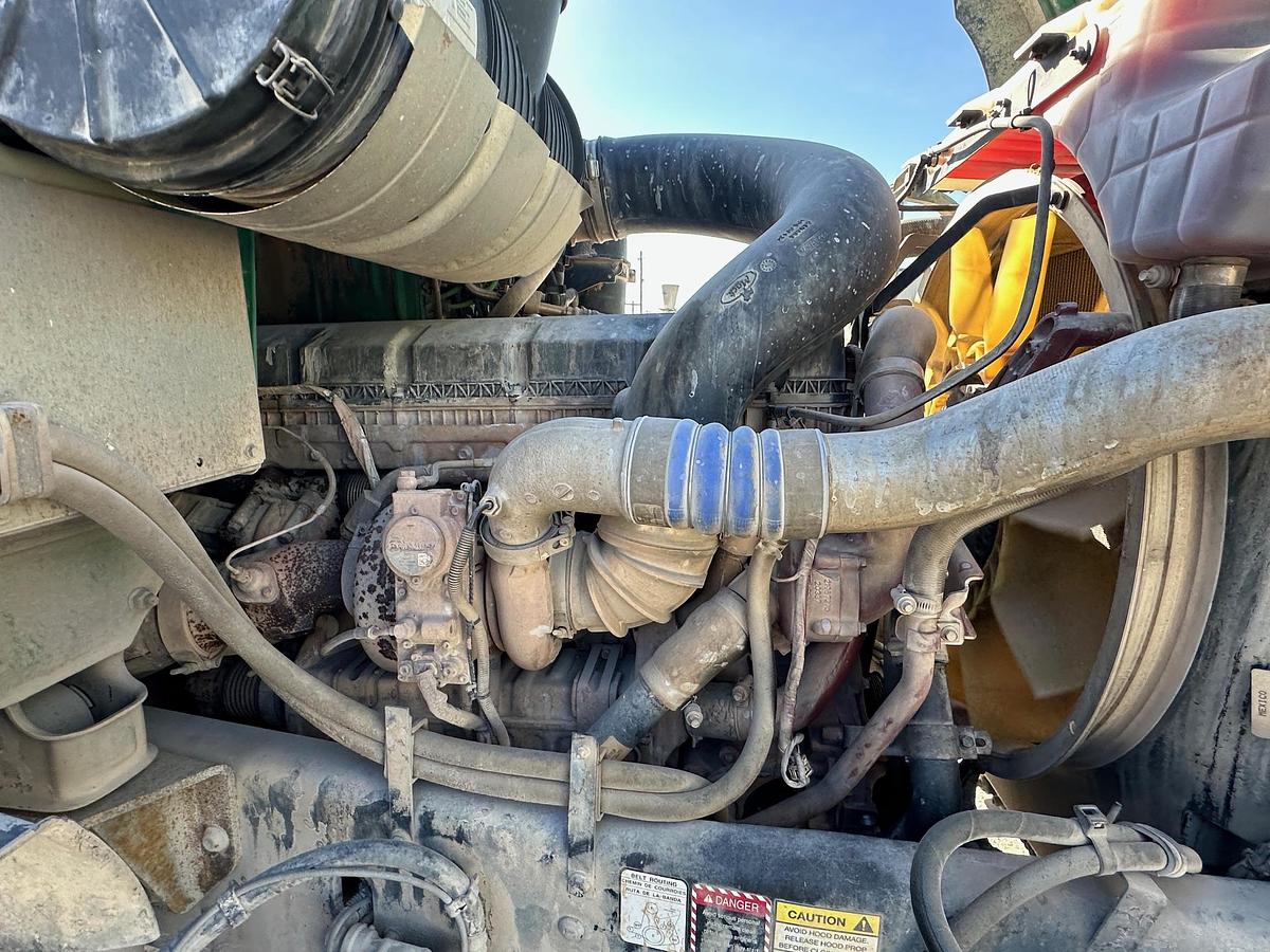 Used 2019 MACK GR64B