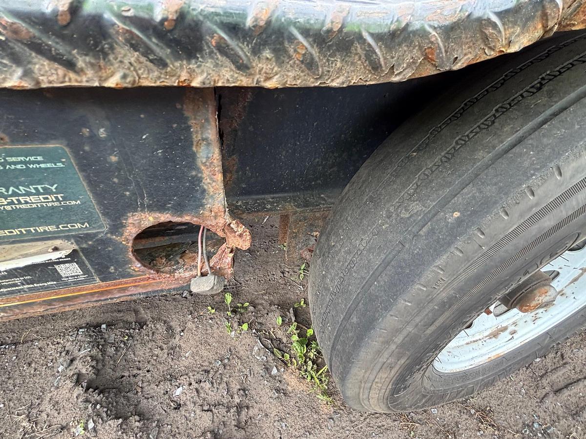 Used 2021 LOAD TRAIL 5874