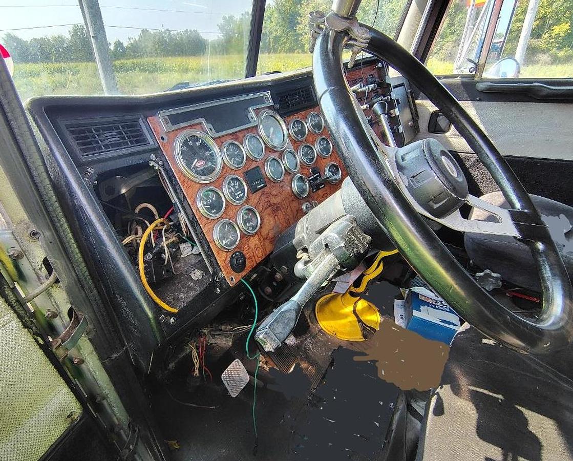 Used 1995 PETERBILT 379