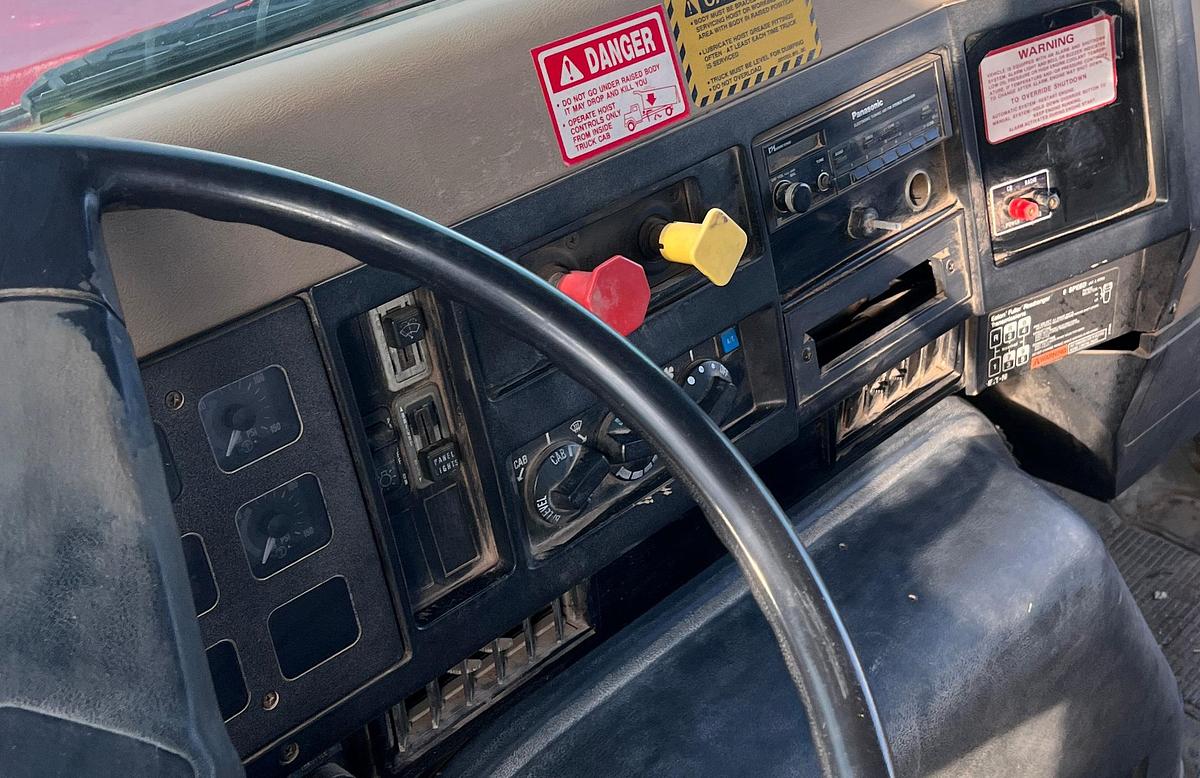 Used 1990 INTERNATIONAL 8300 Eagle