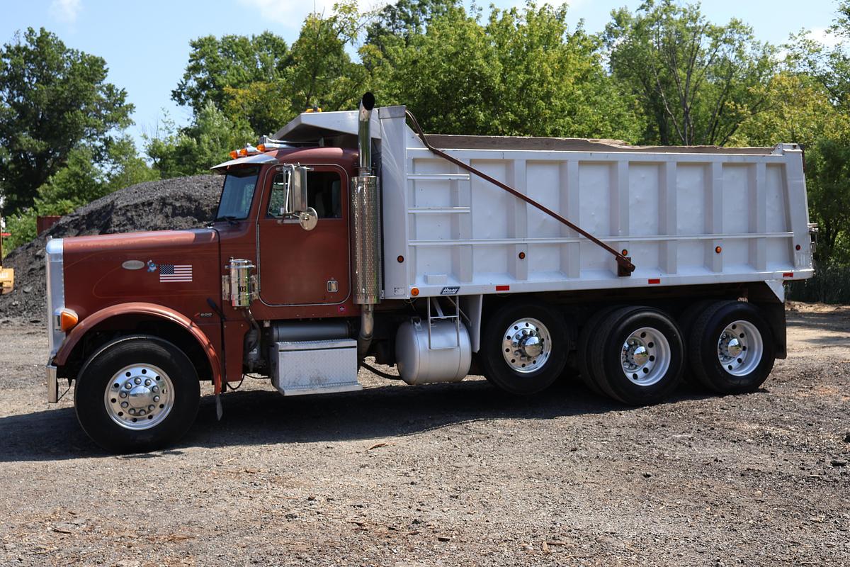Used 1999 PETERBILT 379