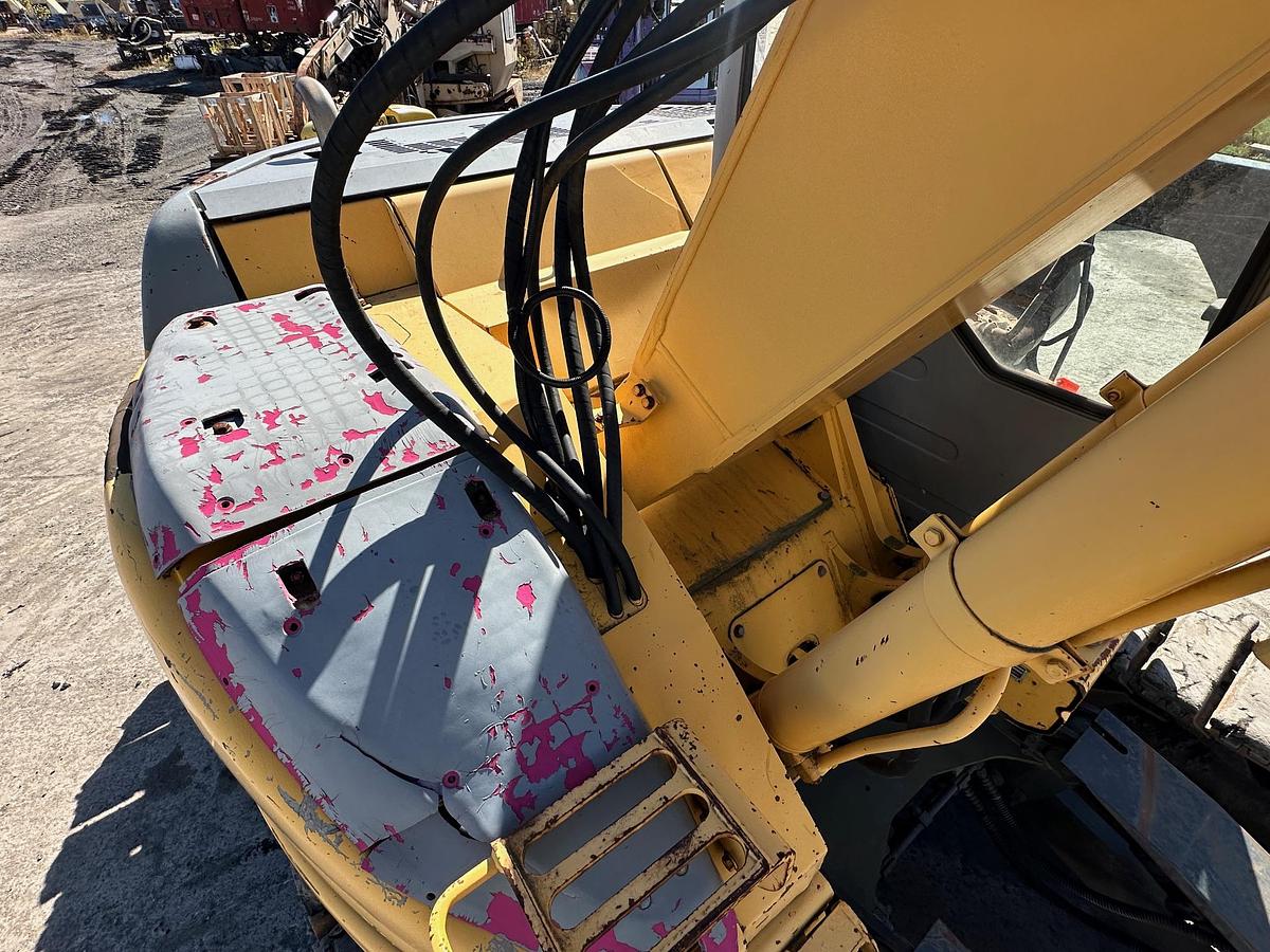 Used 1996 KOMATSU PC128UU-1