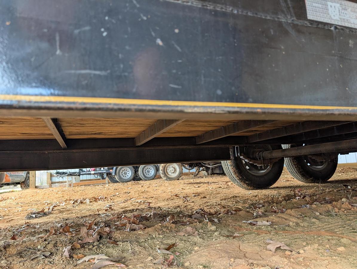 Used 2023 EAGLE 20 foot Deck over