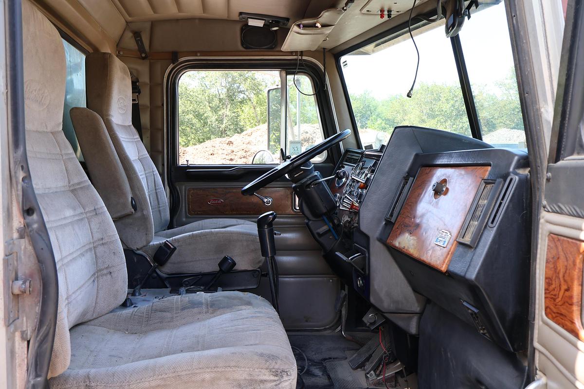 Used 1999 PETERBILT 379