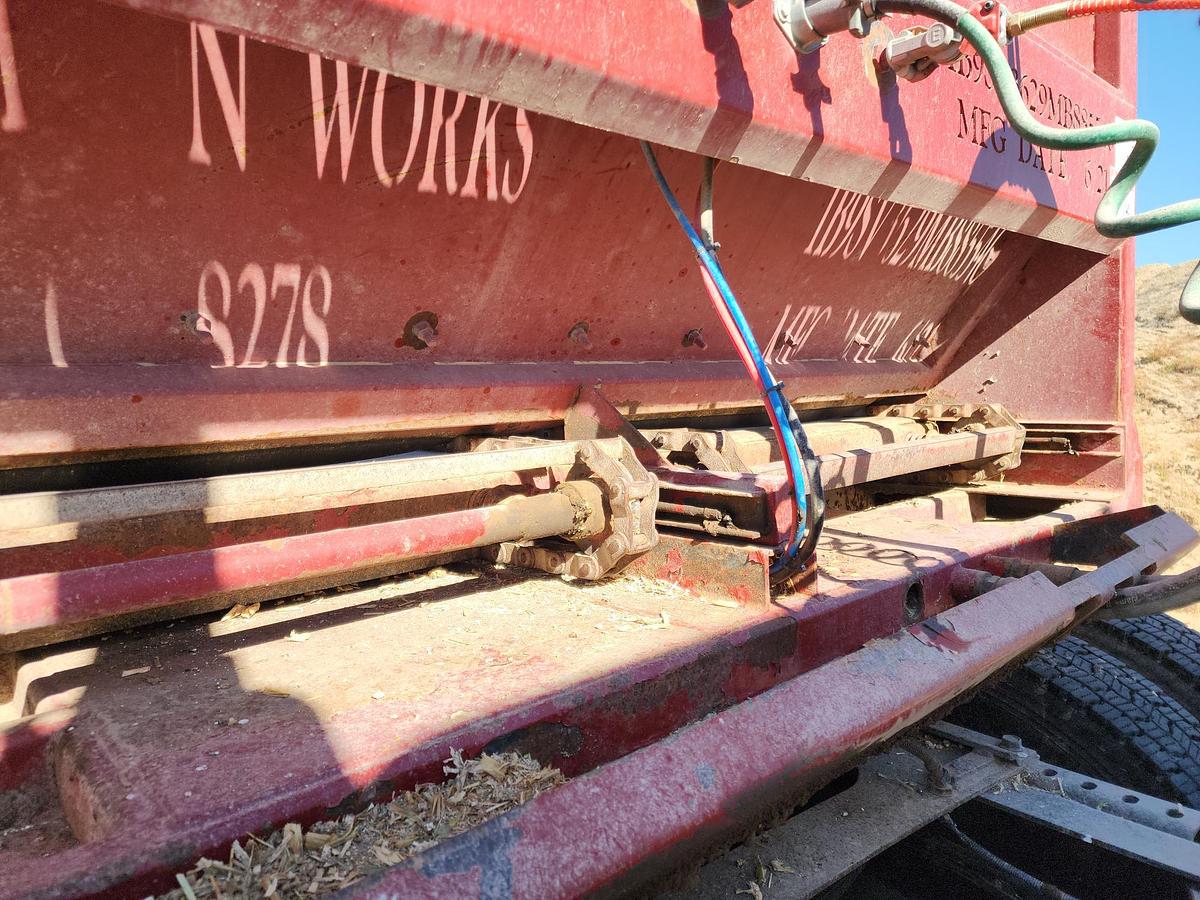 Used 2021 BURLEY IRON WORKS 36' x 96"  Live Bottom Trailer