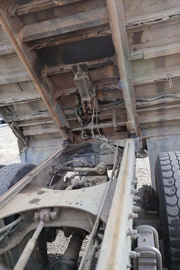 Used 2007 MACK Granite CV713