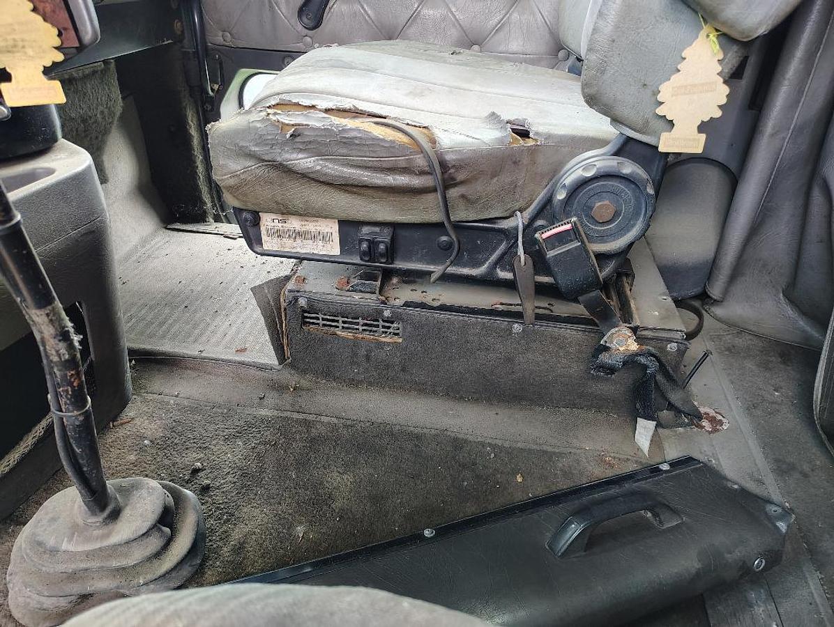 Used 2000 INTERNATIONAL 9900 Eagle