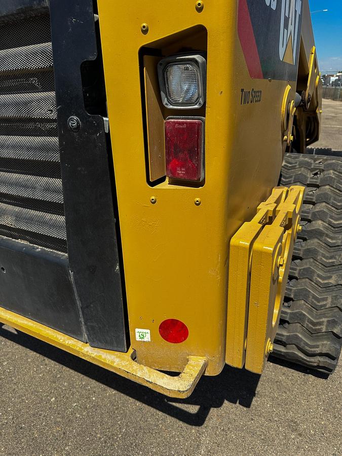 Used 2019 CATERPILLAR 279D