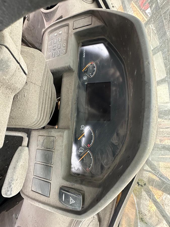 Used 2008 VOLVO L150F