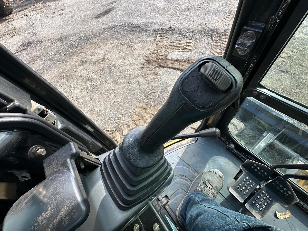 Used 2007 CATERPILLAR 304C CR