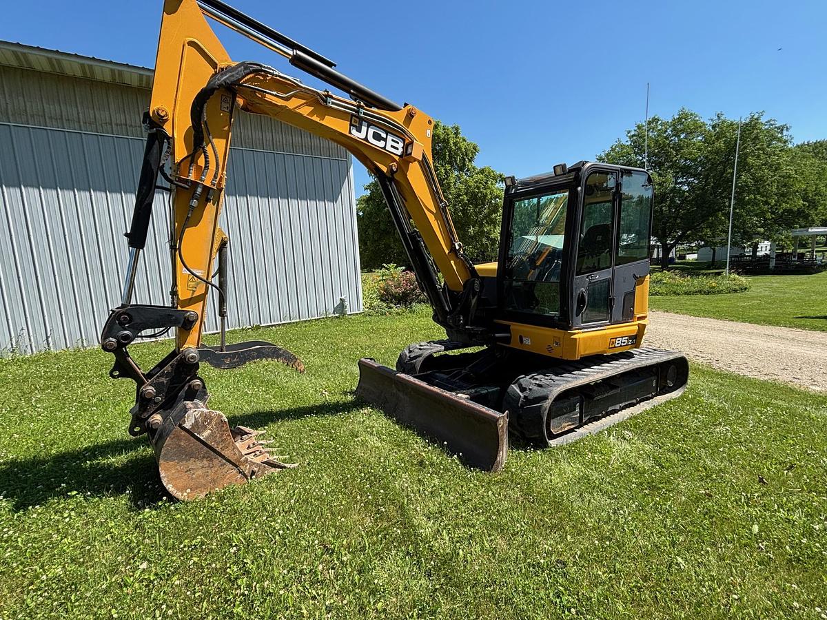 Used 2014 JCB 85Z-1