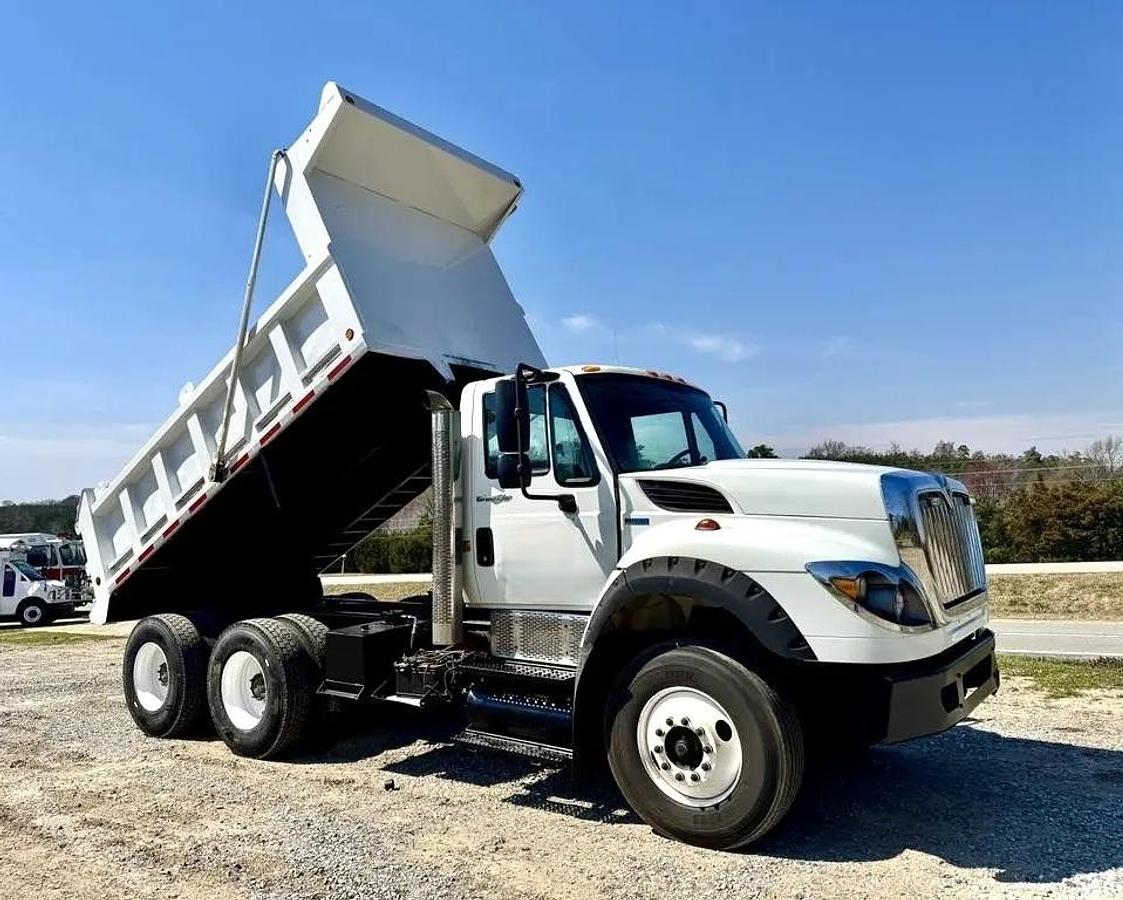 Used 2012 INTERNATIONAL 7600