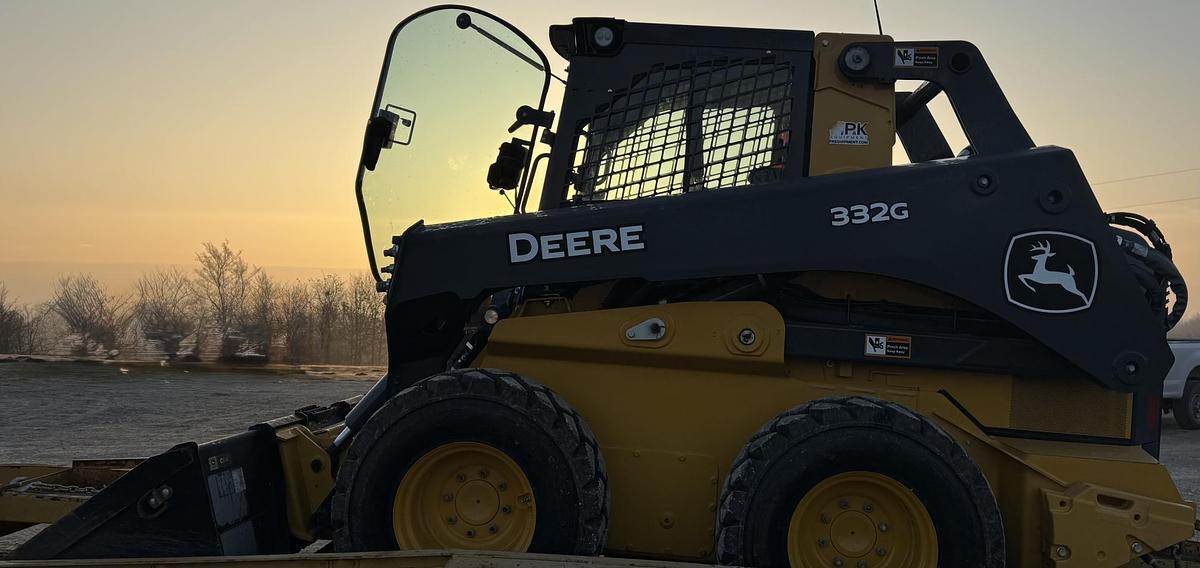 Used 2024 JOHN DEERE 332G Skid steer