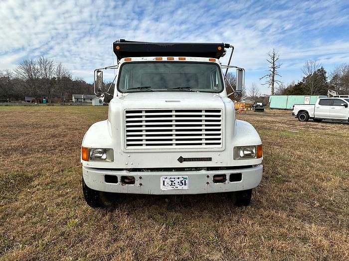 Used 2001 INTERNATIONAL 4700