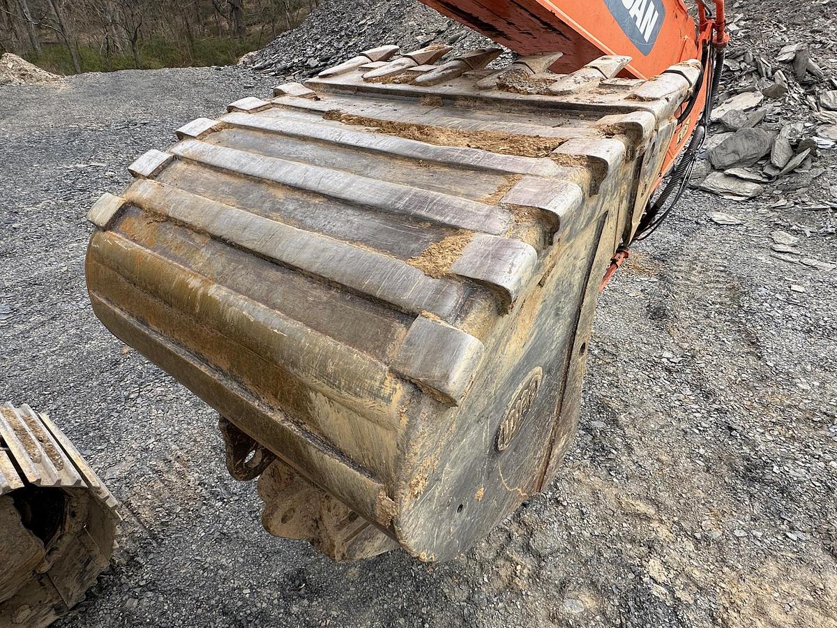 Used 2015 DOOSAN DX350LC-5