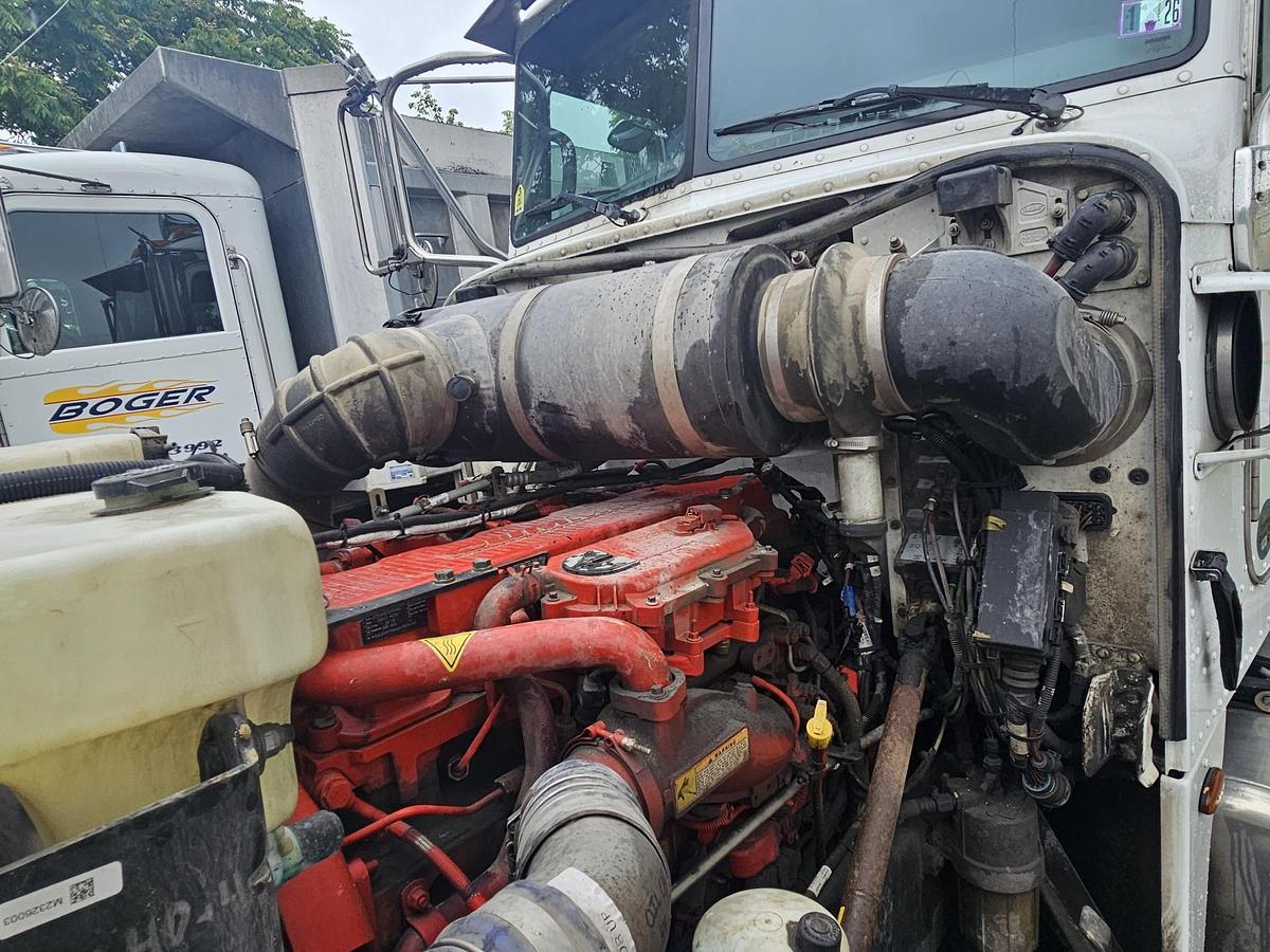 Used 2019 PETERBILT 365