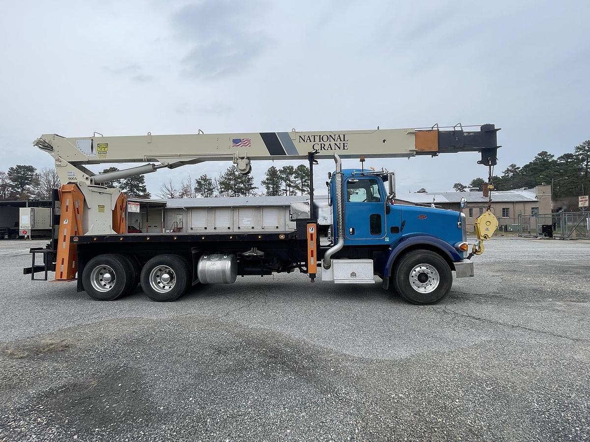 Used 2008 PETERBILT 365 Crane