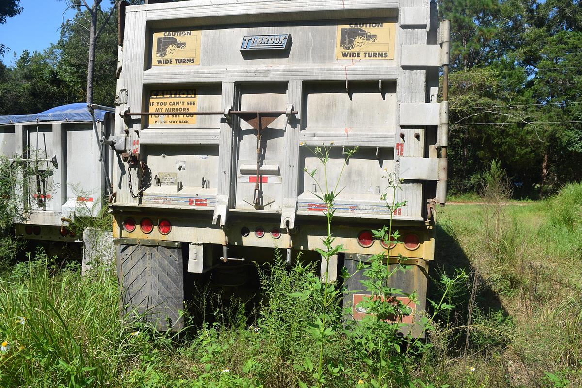 Used 1996 TRAIL KING 32 x 96