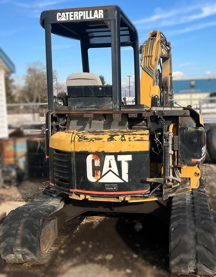 Used 2005 CATERPILLAR 304 CR