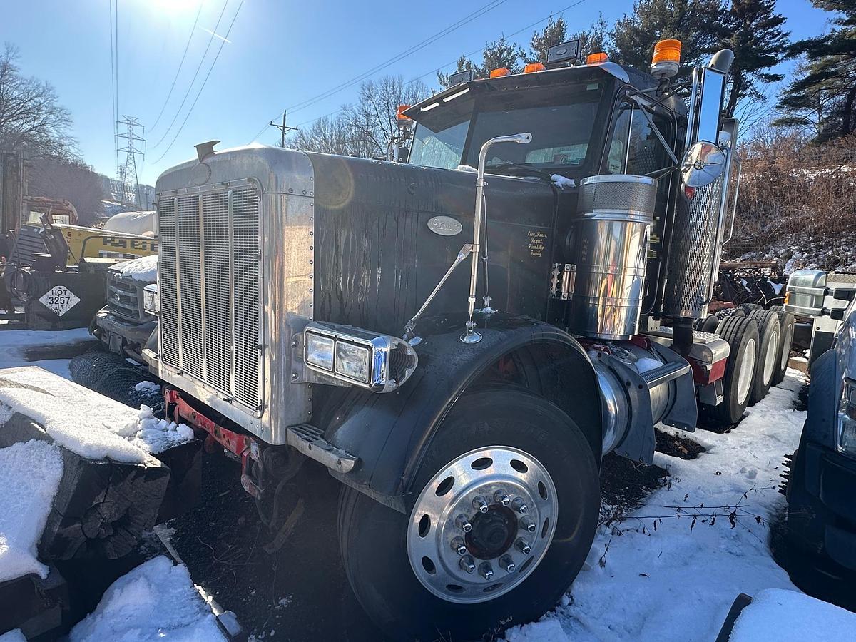 Used 1997 PETERBILT 389