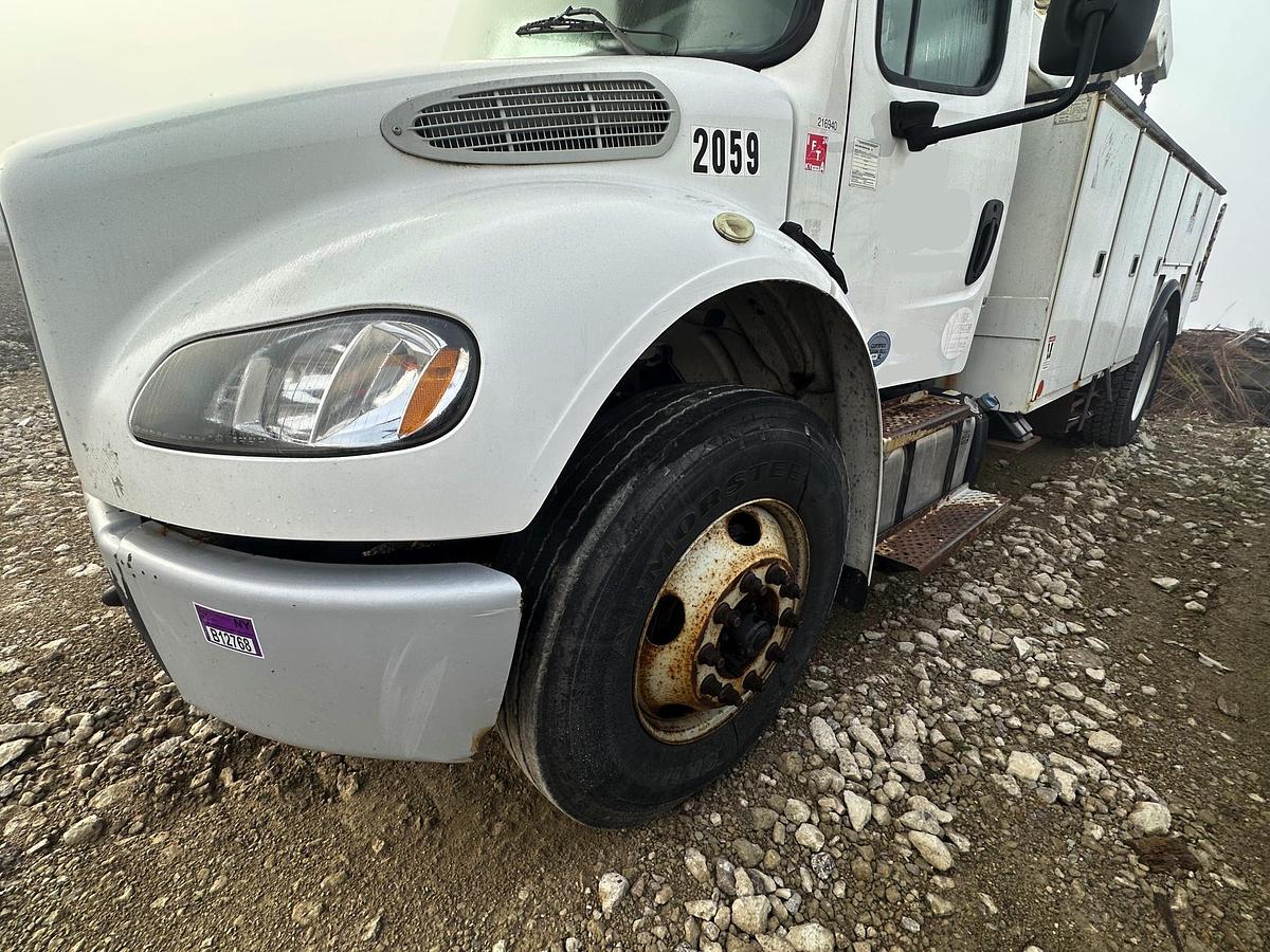 Used 2017 FREIGHTLINER M2 106