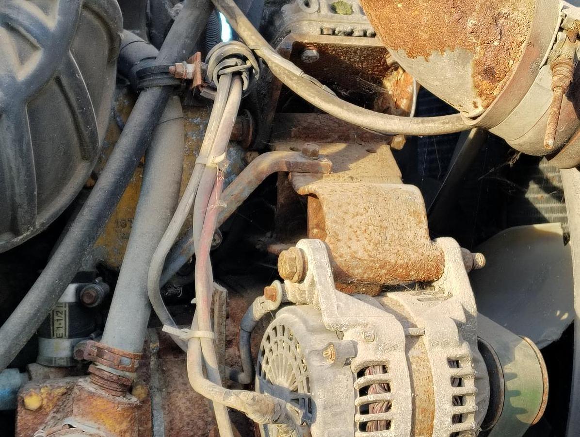 Used 2000 INTERNATIONAL 9900 Eagle