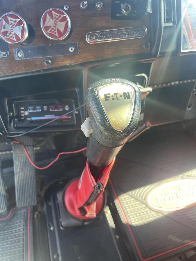 Used 1989 PETERBILT 379