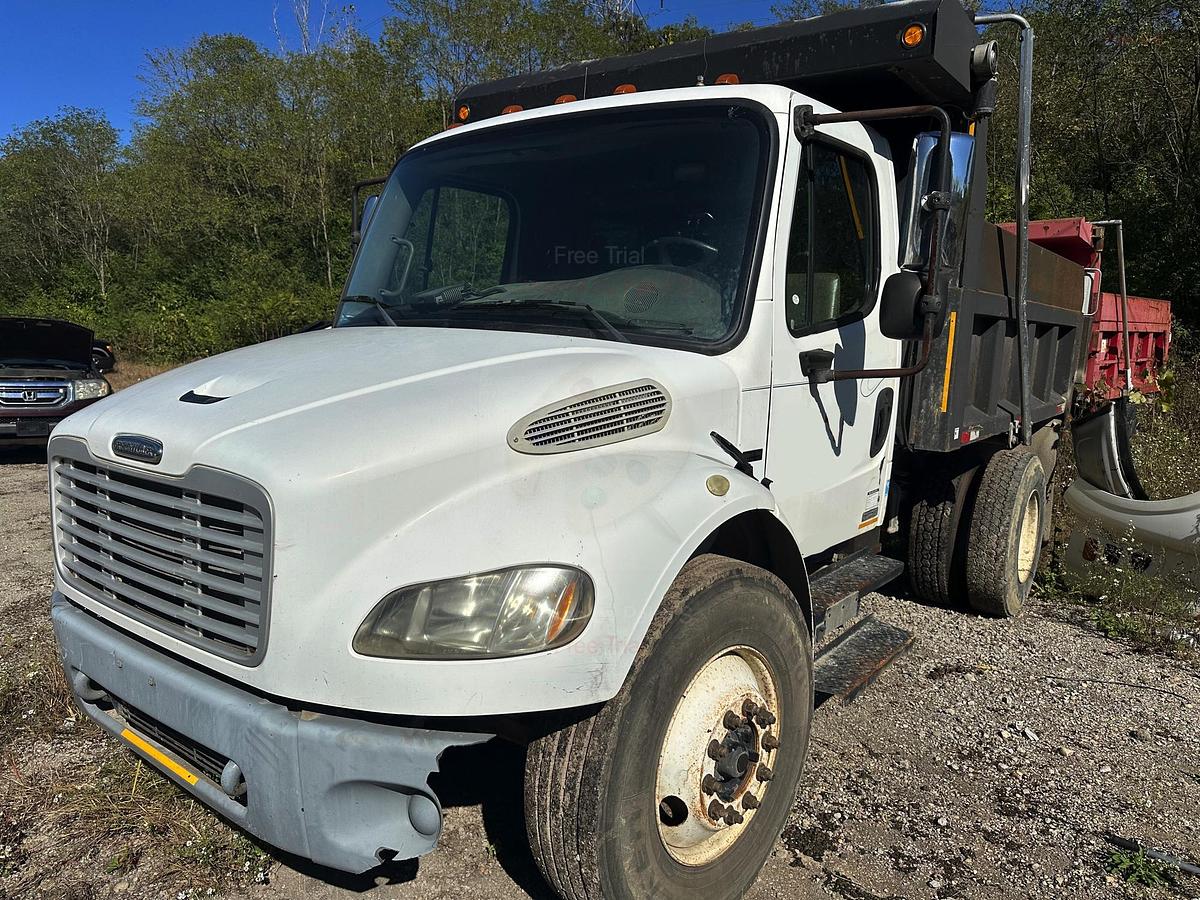 Used 2007 FREIGHTLINER M2 106