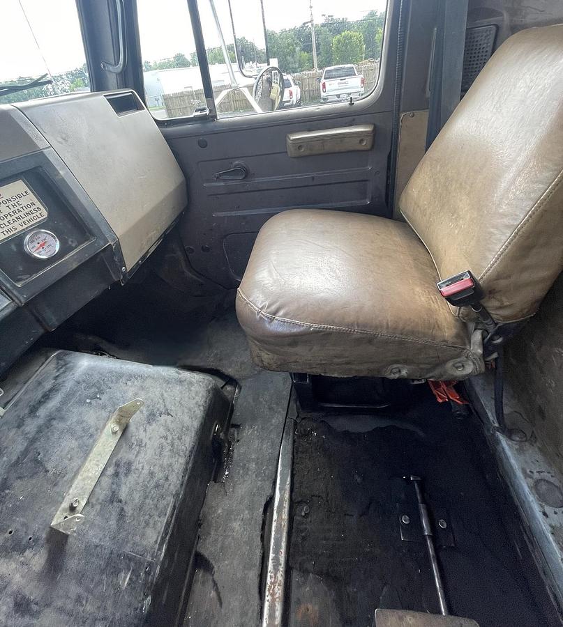 Used 1991 INTERNATIONAL F4900