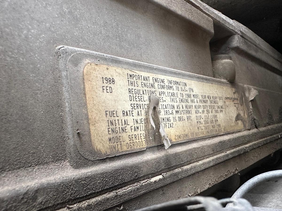 Used 1988 WHITE/GMC Brigadier Oil Distributor